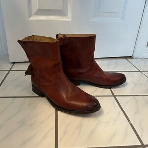 Frye Women's Brown Leather Ankle Boots
